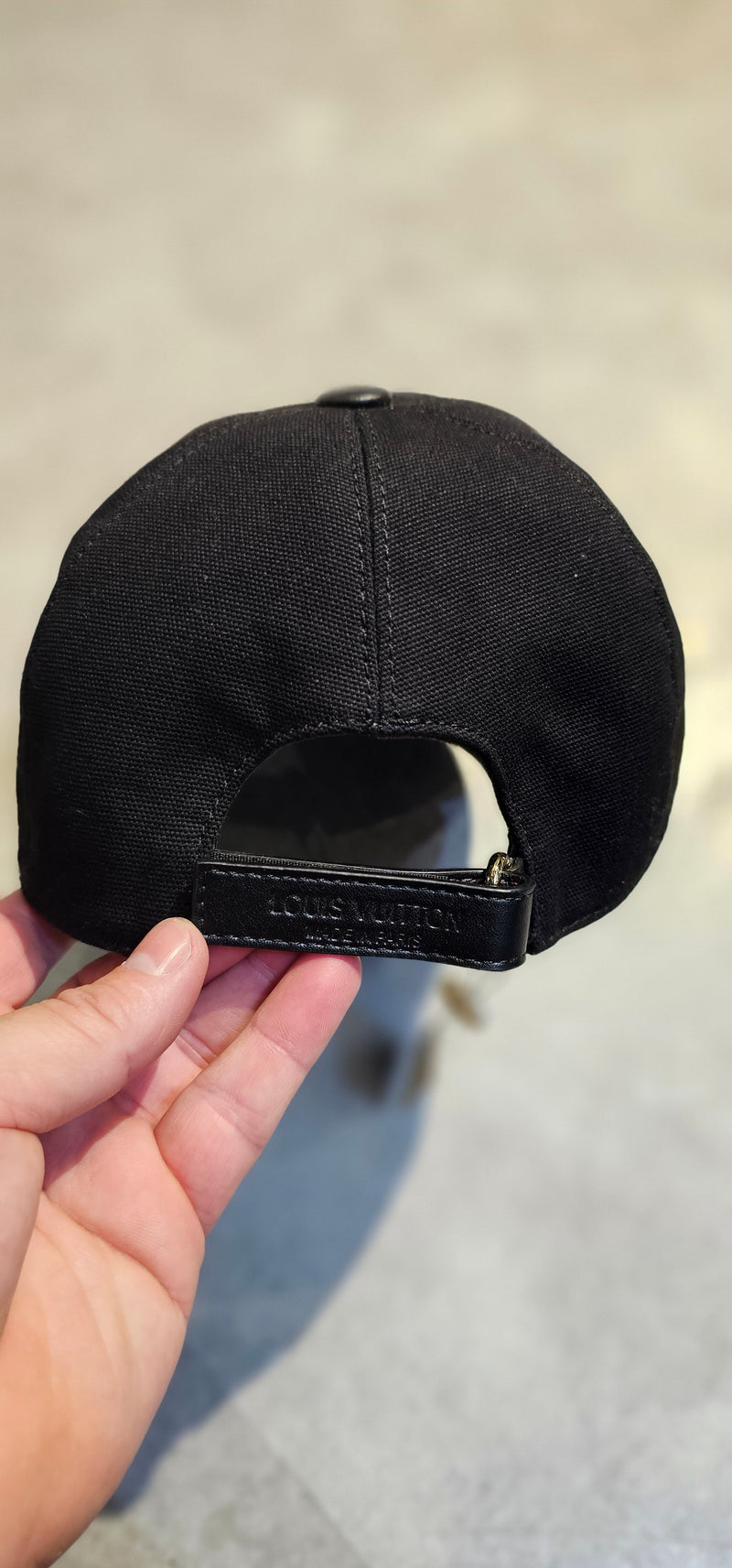 Boné Louis Vuitton + Supreme