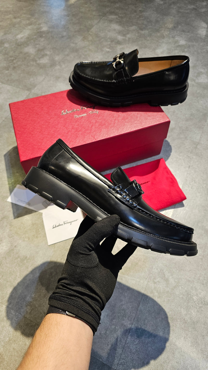 Sapato Salvatore Ferragamo