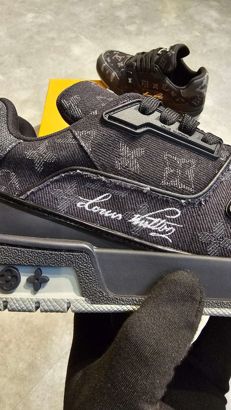 Tênis Louis Vuitton
