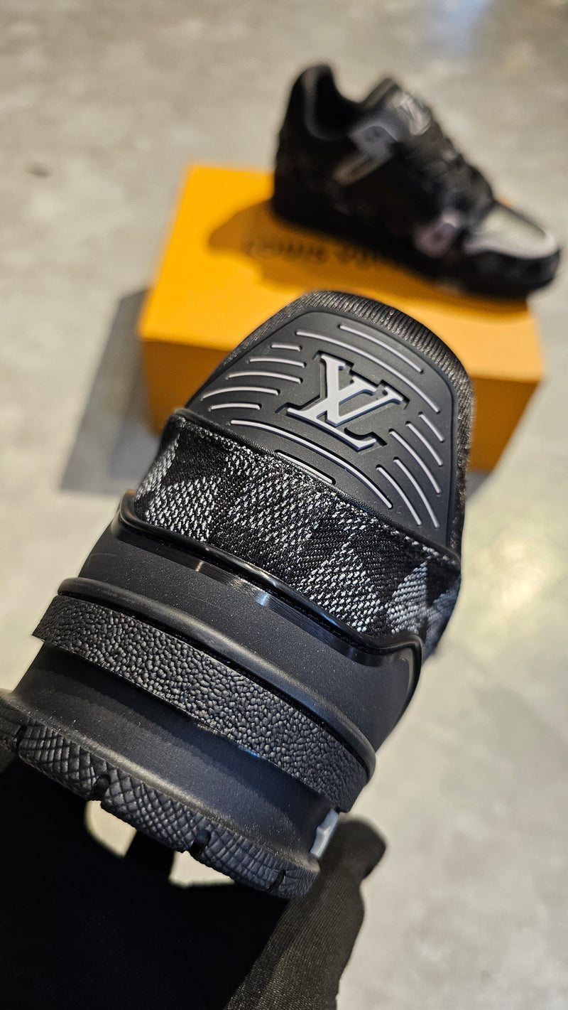 Tênis Louis Vuitton