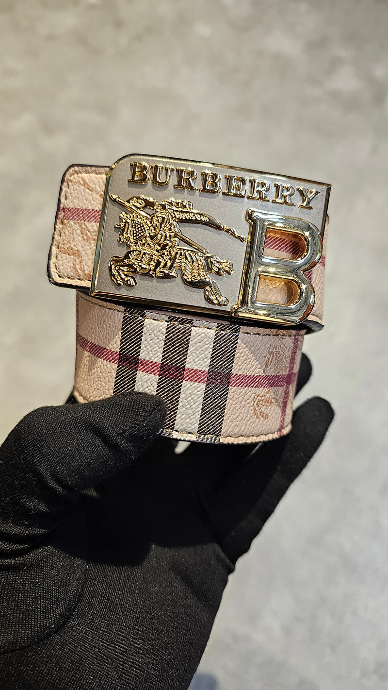 Cinto Burberry dupla face