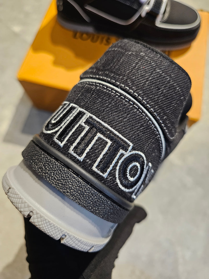 Tênis Louis Vuitton