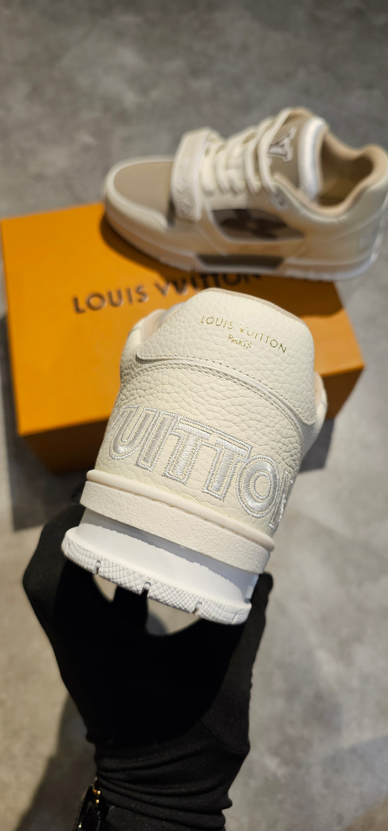 Tênis Louis Vuitton