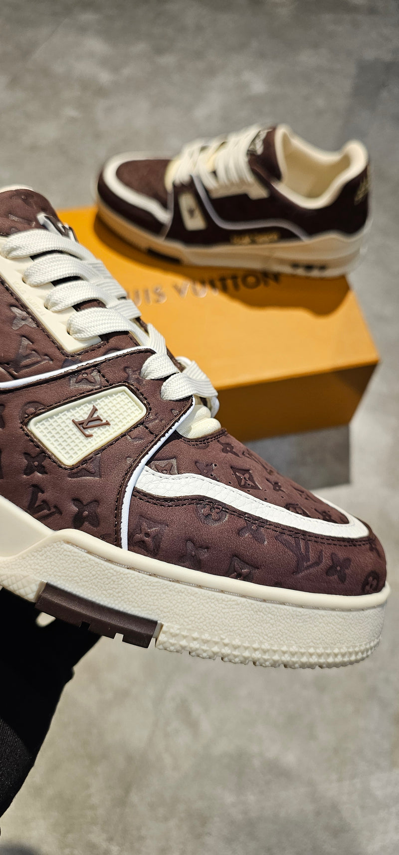 Tênis Louis Vuitton