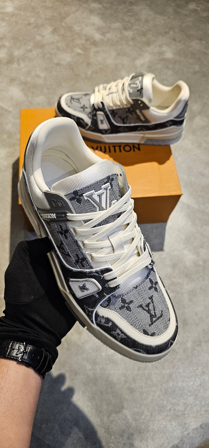 Tênis Louis Vuitton