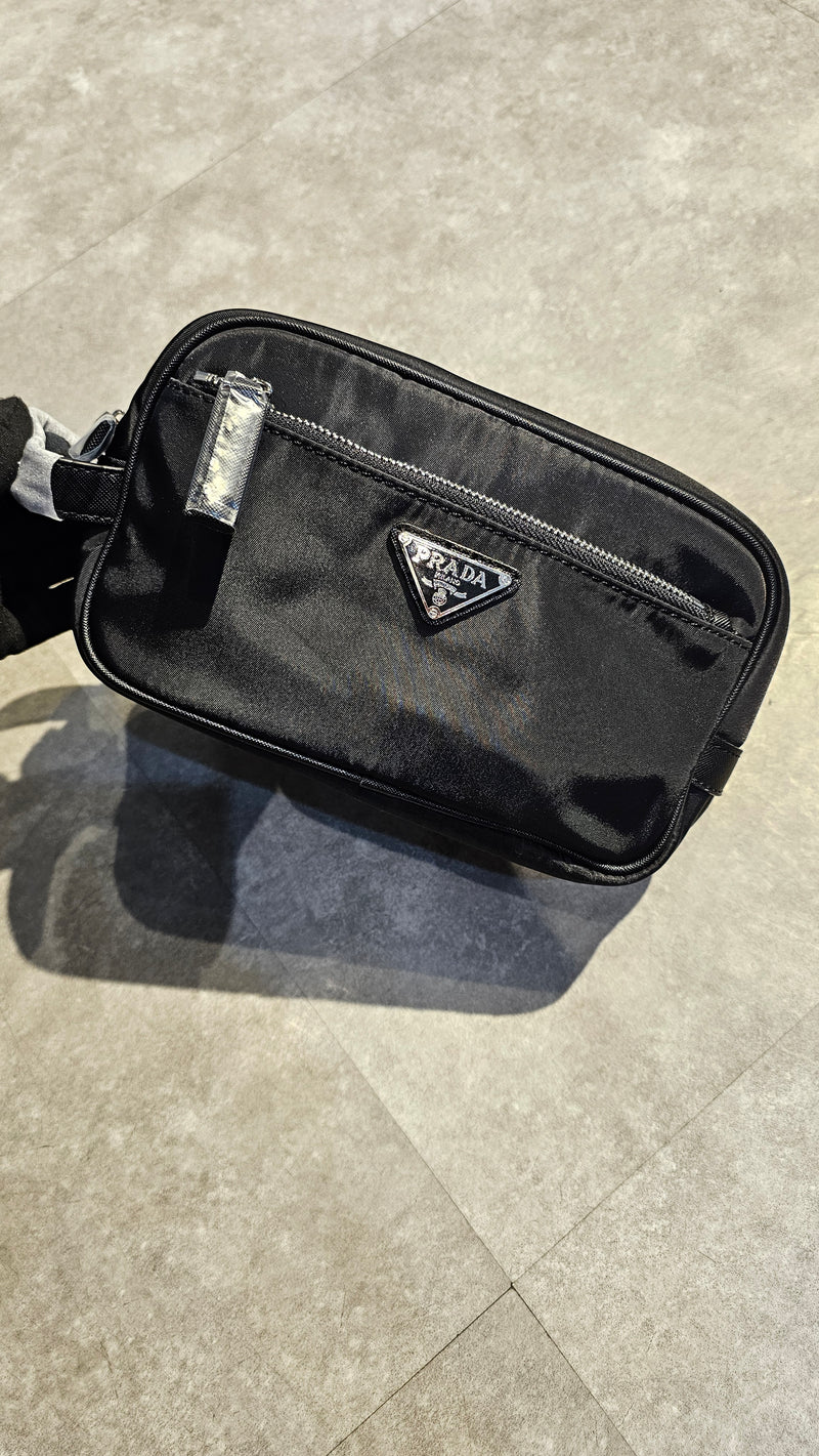 Necessaire Prada