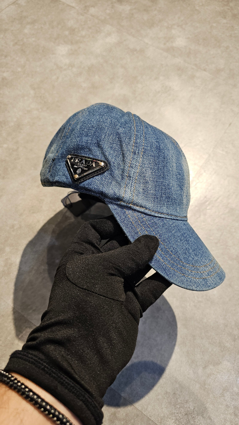 Boné Prada