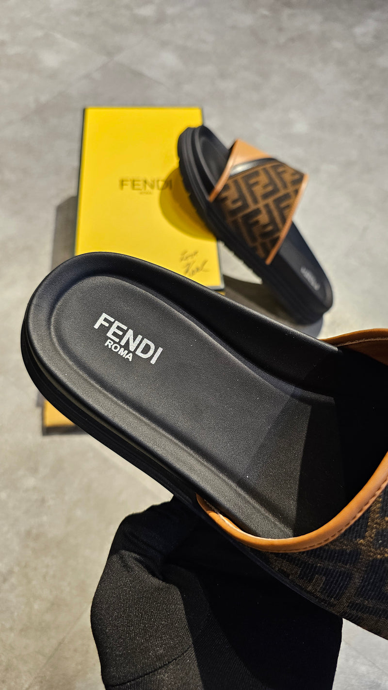 Chinelo Fendi