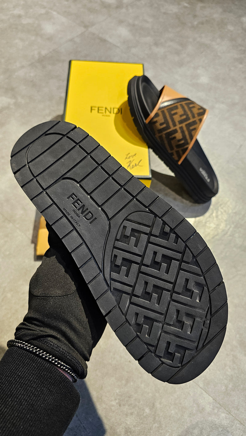 Chinelo Fendi