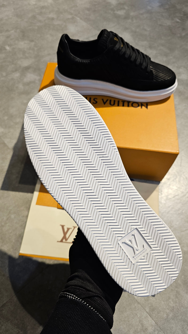 Tênis Louis Vuitton