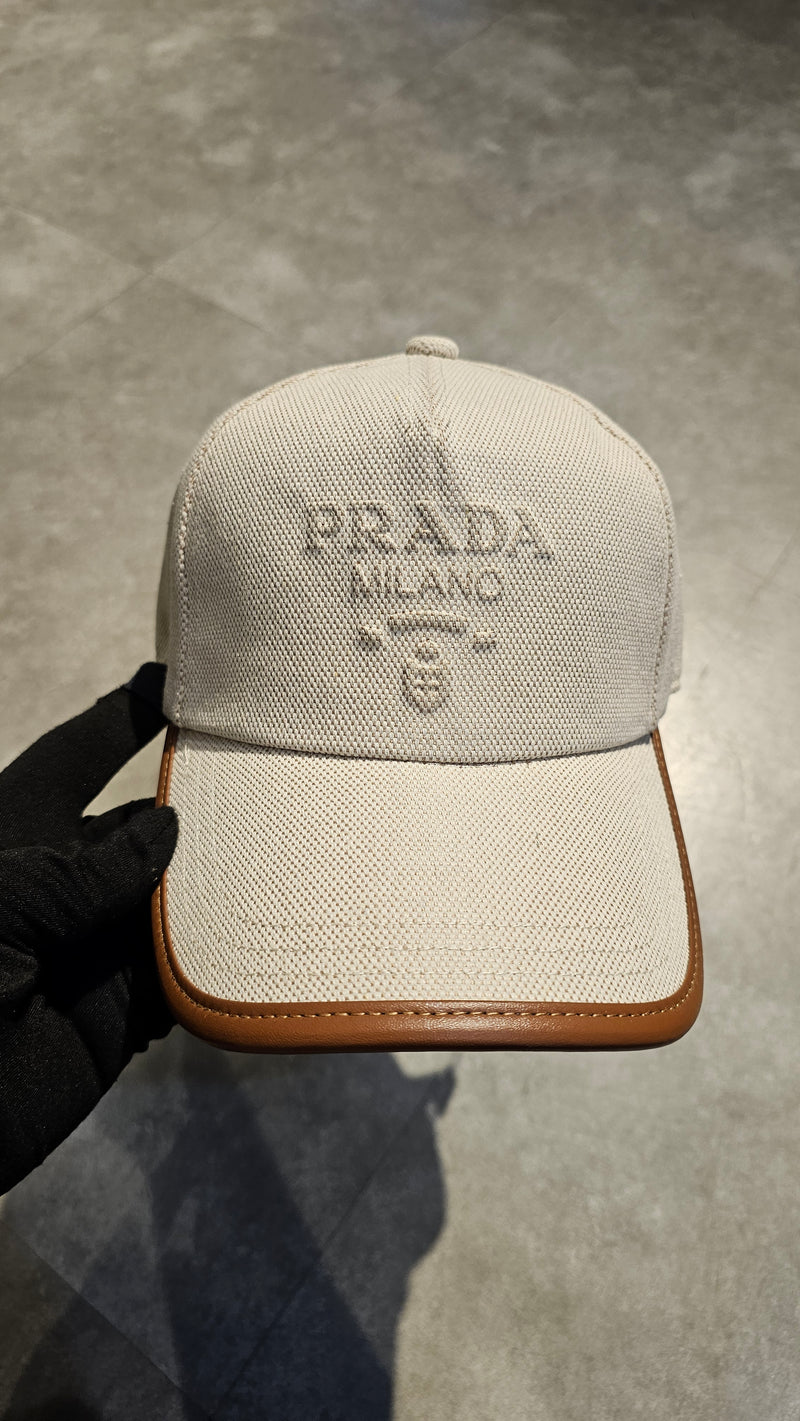 Boné Prada