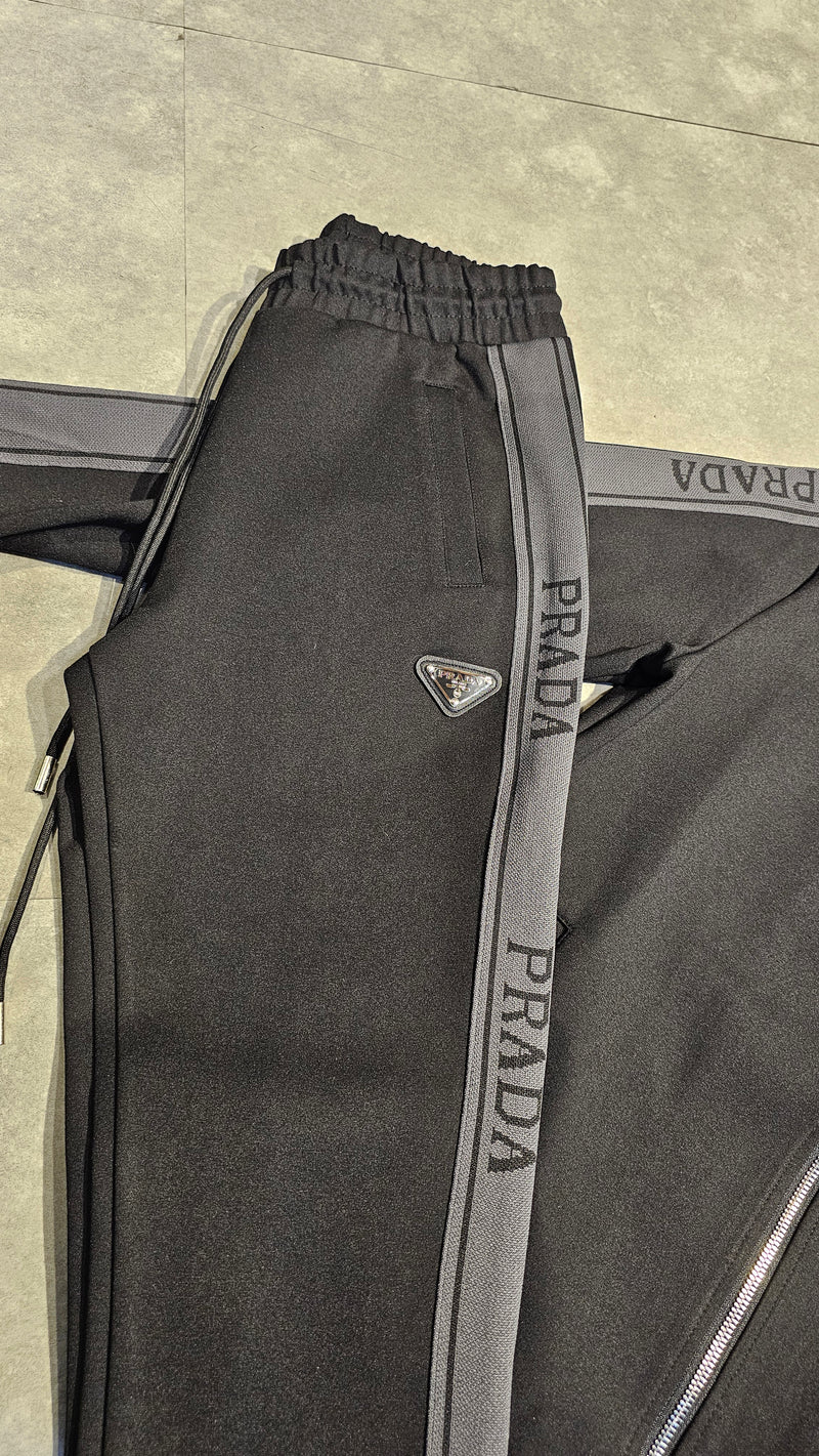 Conjunto Prada