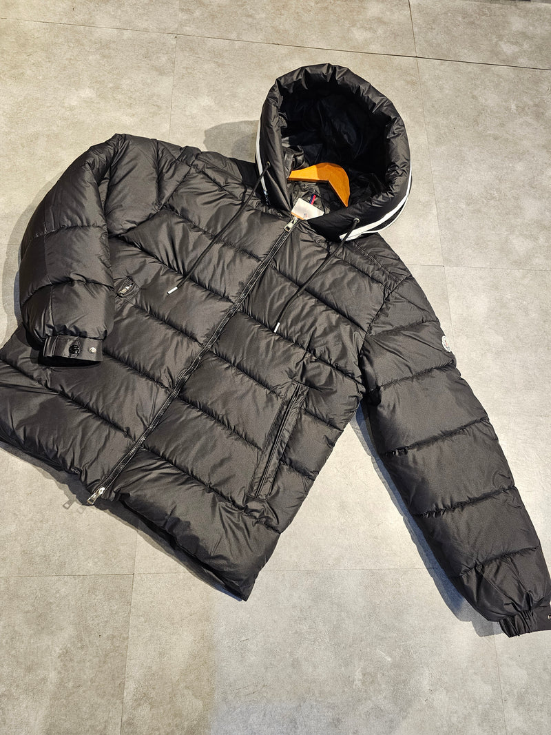 Jaqueta Moncler