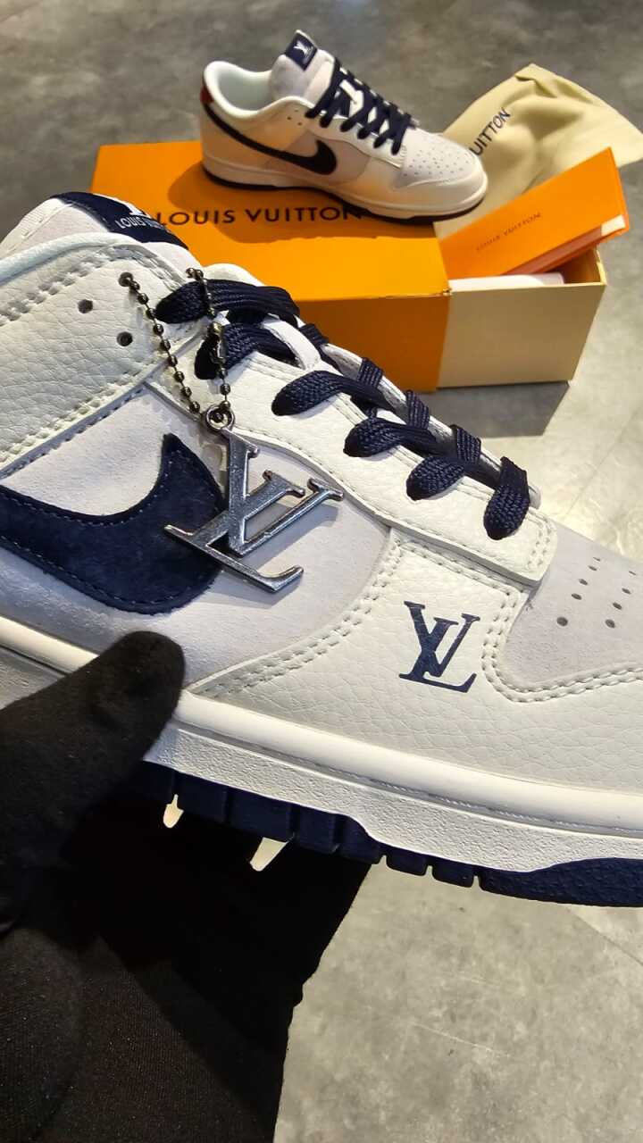 Tênis Louis Vuitton + Nike