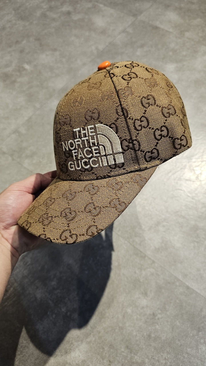 Boné Gucci + The north face