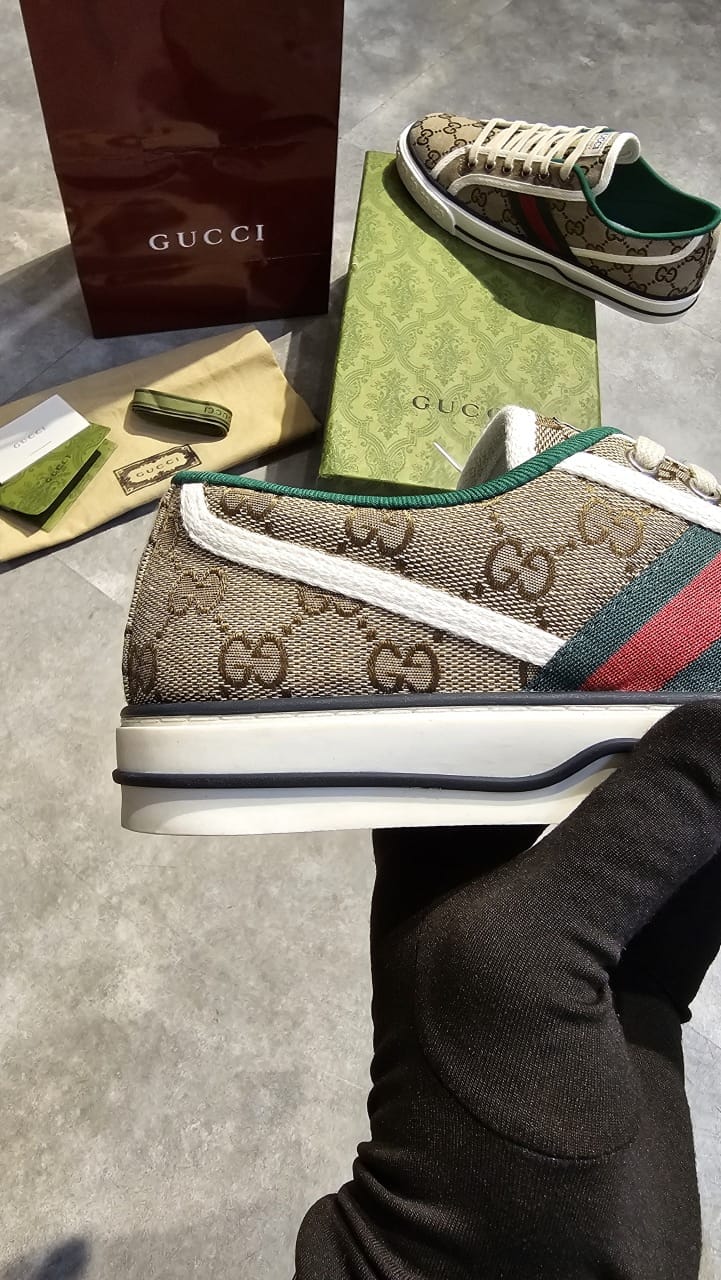 Tênis Gucci