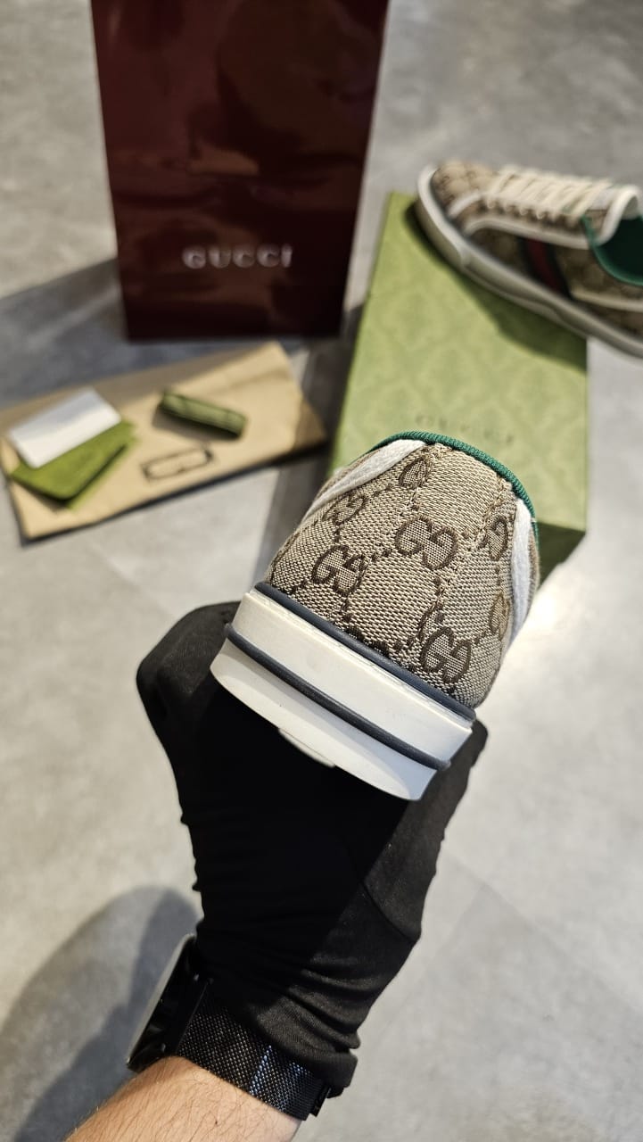 Tênis Gucci